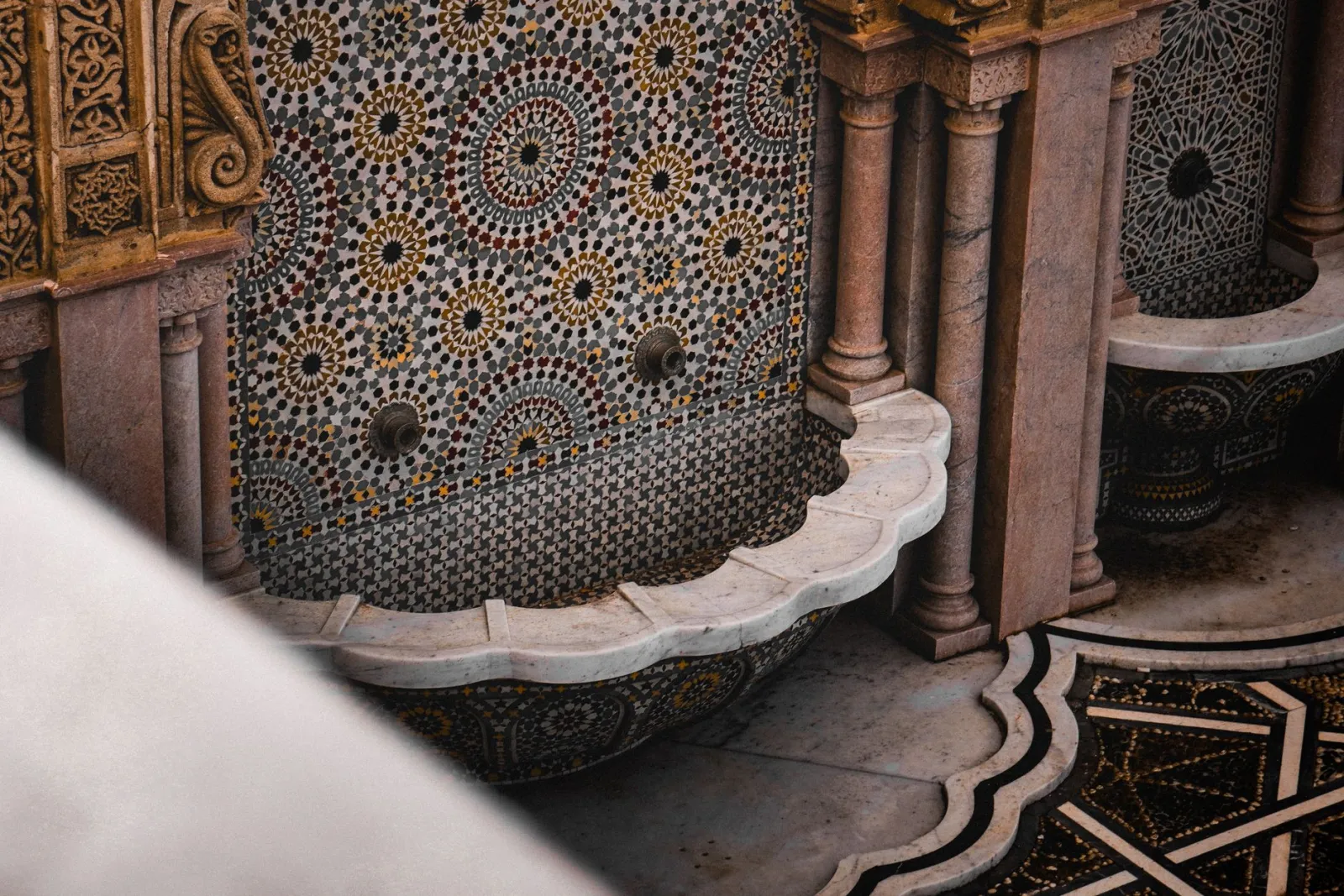 fontanella in ceramica per animali
